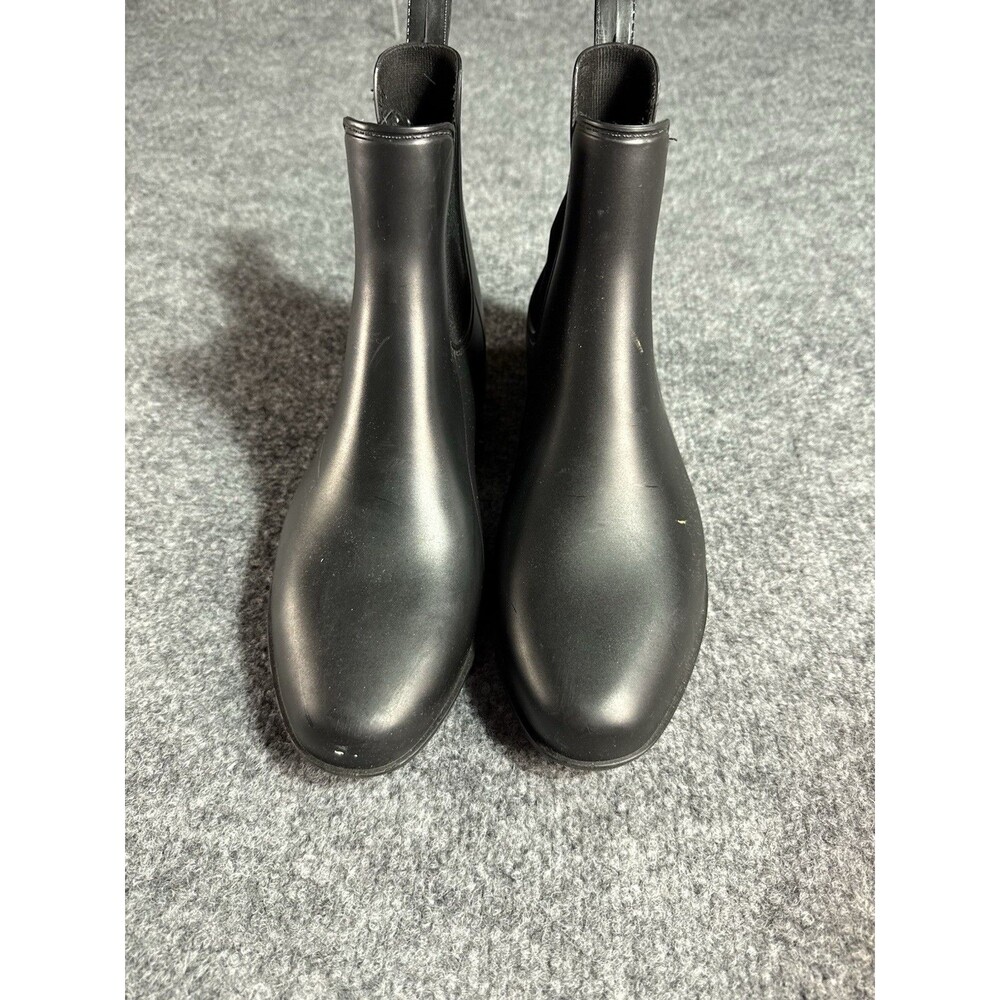 Women’s Waterproof Chelsea Boots – Black – Size 9
